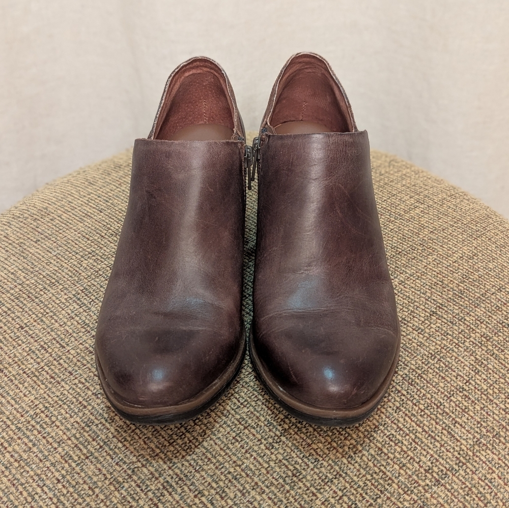 Like-New Leather Ankle Boots By Korks
